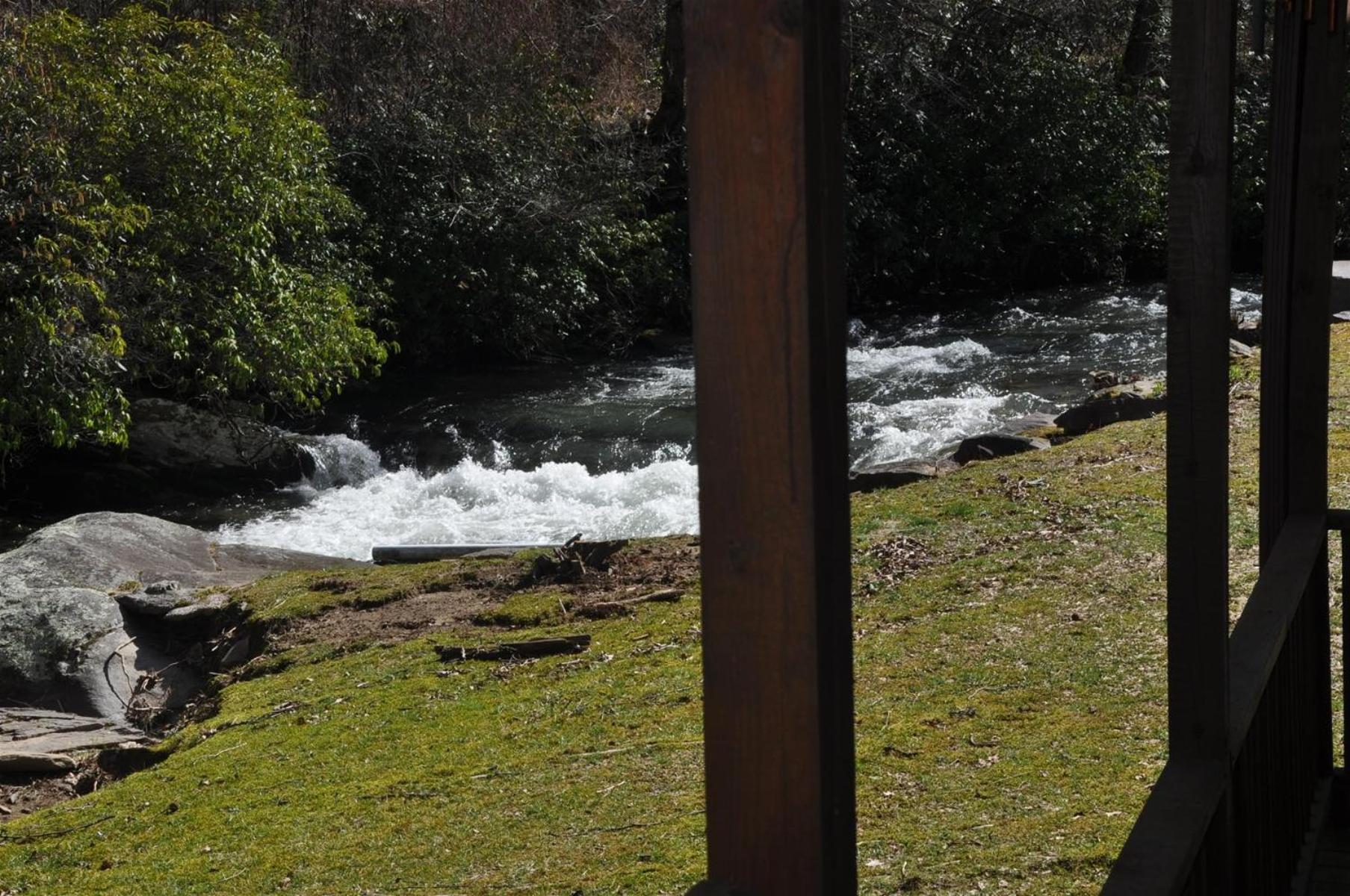 Waterfall Hideaway 布赖森城 外观 照片