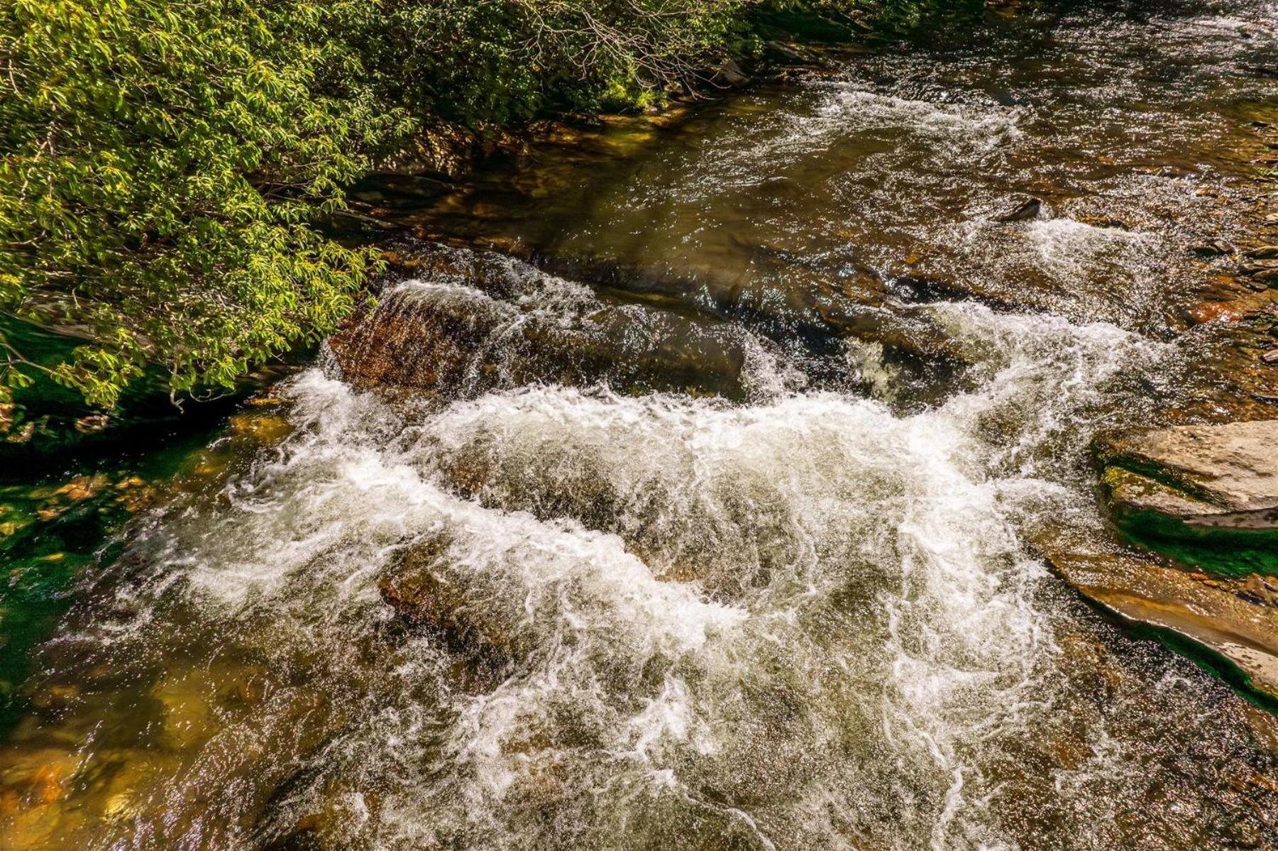 Waterfall Hideaway 布赖森城 外观 照片